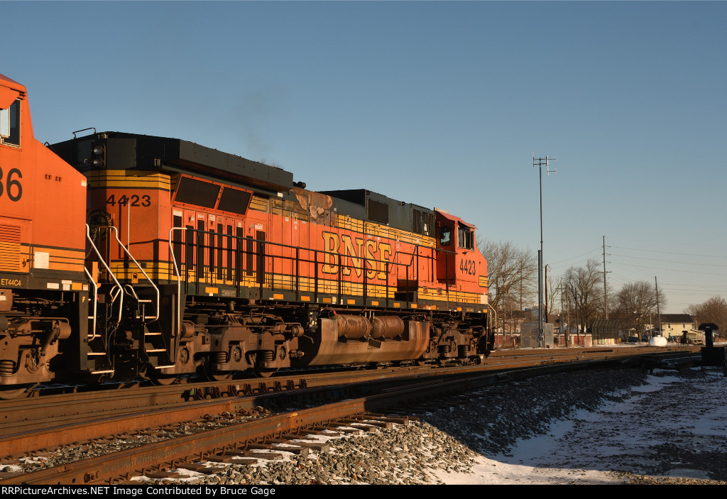 BNSF 4423